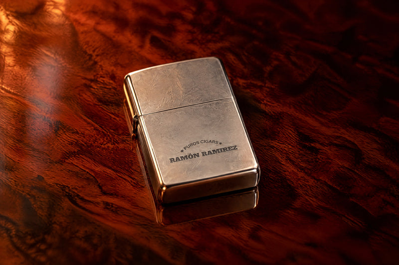 Encendedor Zippo bencina Ramón Ramírez