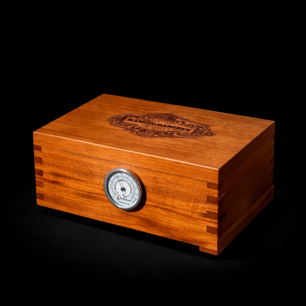 Humidor de Cedro Ramón Ramirez