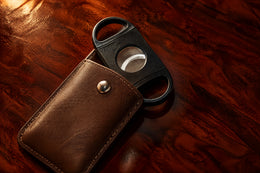 Cortador guillotina con estuche de cuero