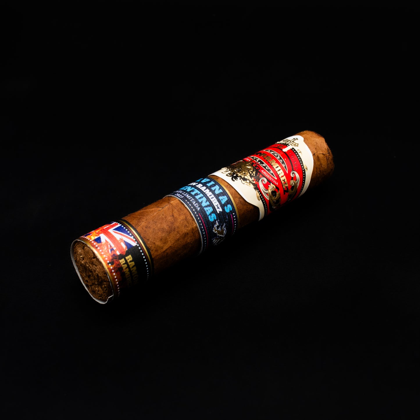 Petit Robusto E.M.A.